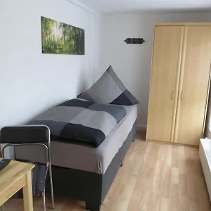 https://monteurzimmer.dresdenhotels.net